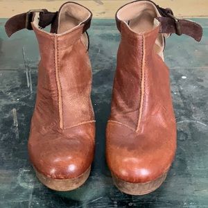 Free people amber orchard clogs